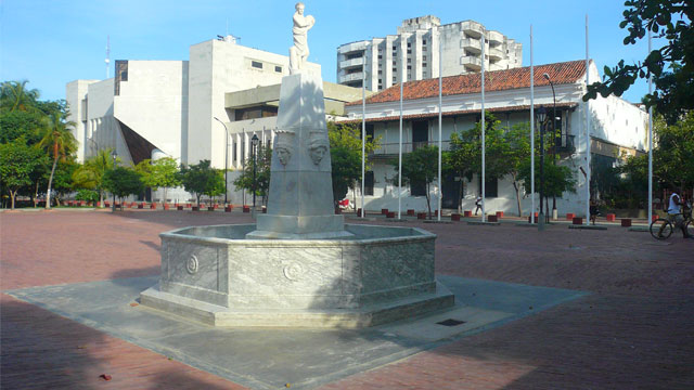 Imagen de portada de Fuente de las cuatro caras